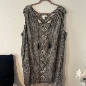 Ava & Viv Black And White Patterned Dress